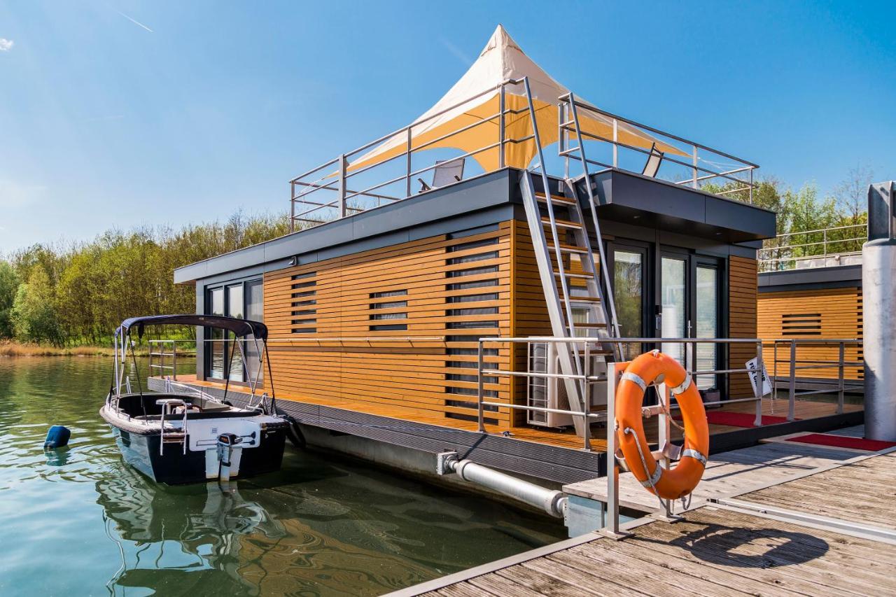 Schwimmende Ferienhaeuser Auf Dem See - Spreewald เฟทเชา ภายนอก รูปภาพ